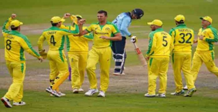 Australia ne England ko pehlay ODI mein 19 runs se shikast day, Sam ki century raegaa