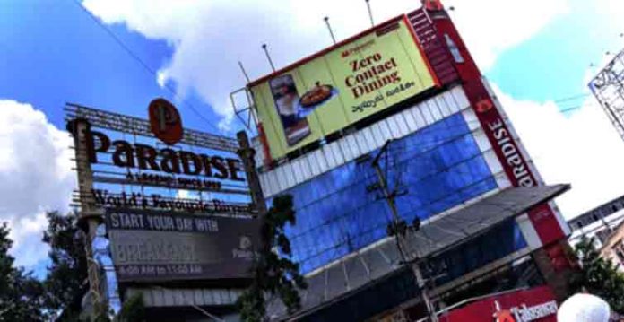 Ghair qanooni ishtiharaat laganay par Paradise Secunderabad ko 3 lakh ka jurmana